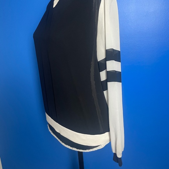 Stripe Black & cream See Through Over Top - Picture 3 of 5